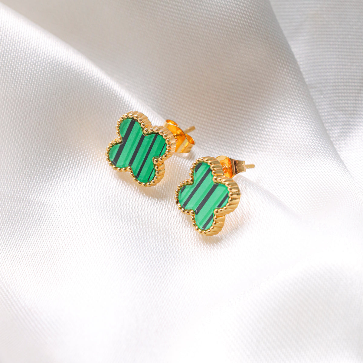 Chic Cleef Loops