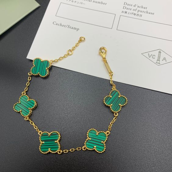 chic cleef bracelets